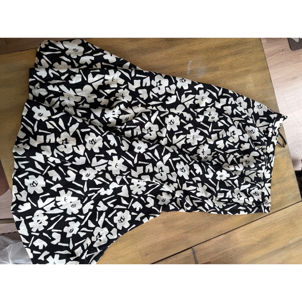 Vintage Liz Claiborne Black White Abstract Floral Midi Skirt Size 12 WPL 52002
